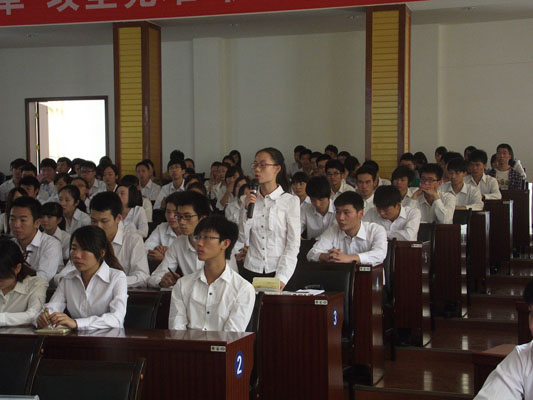 助力学生成长