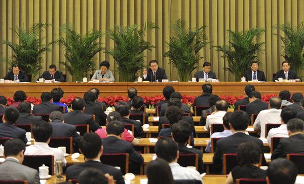 全国加强和改进大学生思想政治教育工作座谈会在京举行