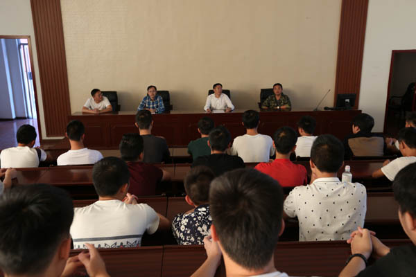 学院举行学生护校队2015年度培训工作会