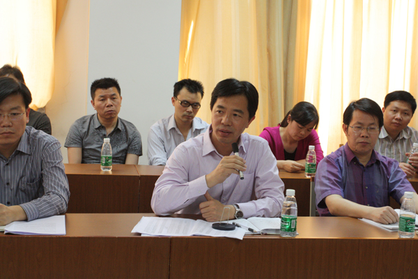 学习贯彻六届二次职代会精神