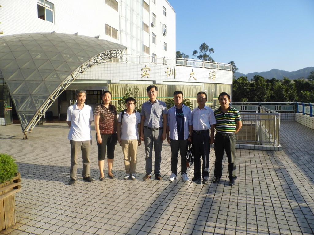 学院优秀毕业生报告会发言选登