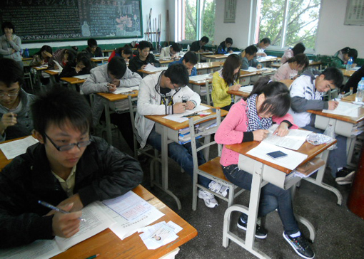 2010年大学生英语等级考试圆满结束