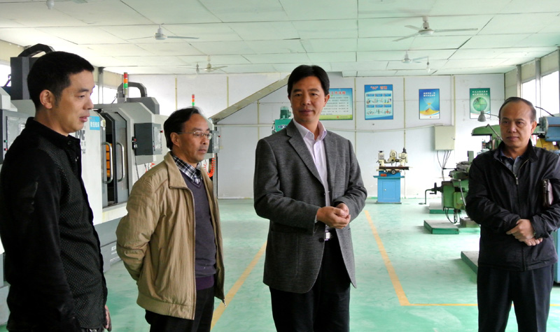 学院领导一行去联办学校四川江油工业学校考察交流