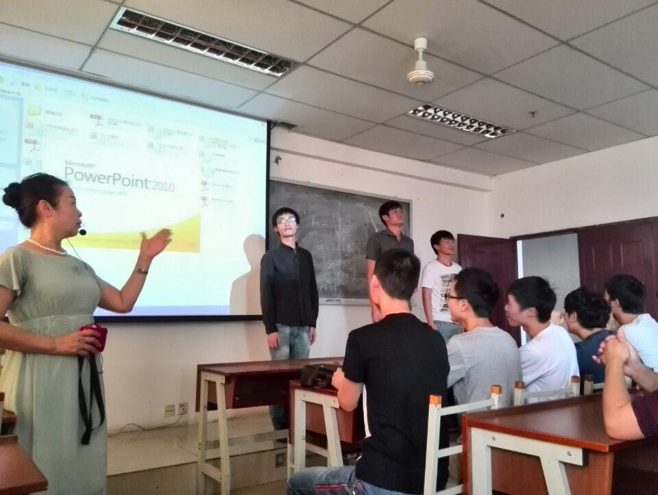 机械工程系学生一支部开展心理健康讲座