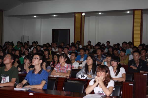 学院培训学生骨干