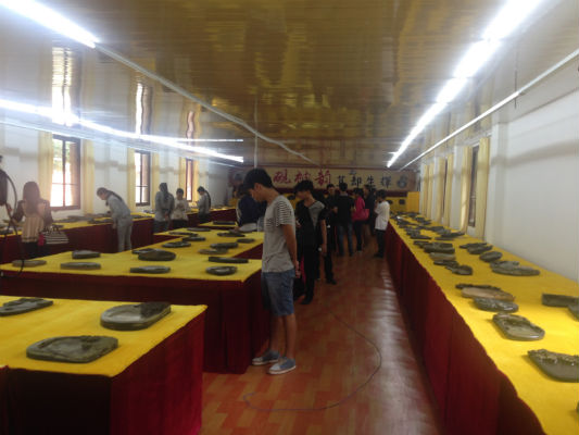 学院师生参观攀枝花太阳鸟文化传播公司并达成就业意向
