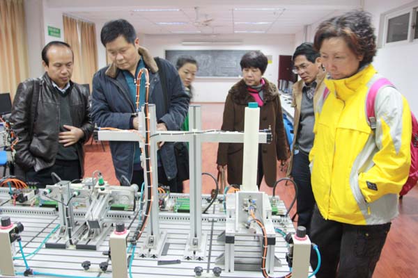 副院长岳文喜一行到学院参观访问