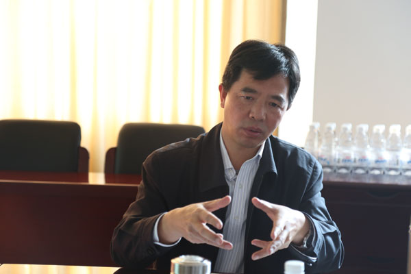 学院党委召开党委中心组专题学习（扩大）会