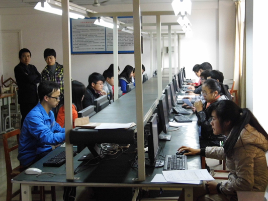 学院学生技能大赛电子线路CAD技术决赛落幕
