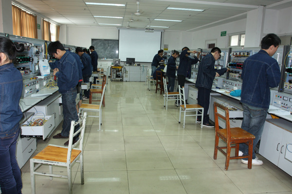 学院第五届学生技能大赛圆满落幕