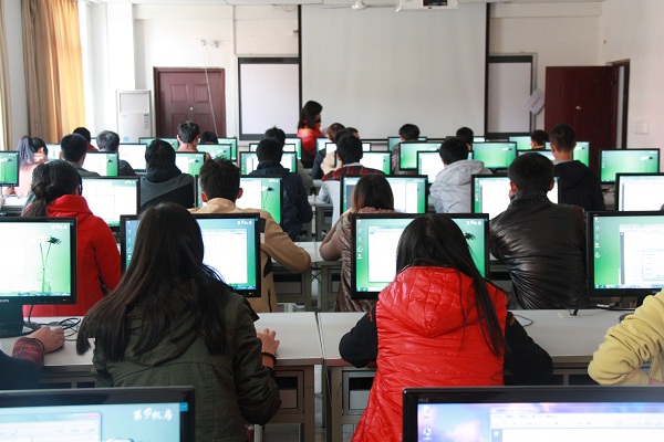 学院举办计算机应用能力竞赛