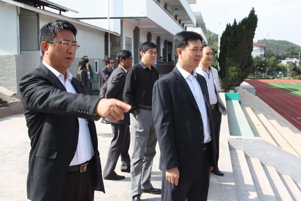 凉山州农校举行2012级新生开学典礼