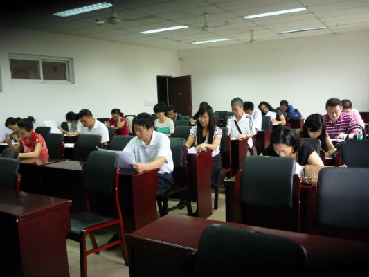 学院2014年暑期辅导员培训圆满结束