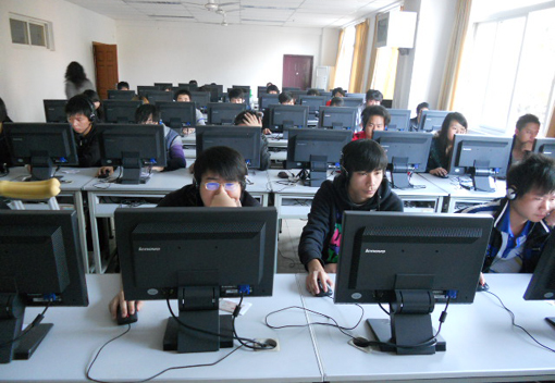 2010年大学生英语等级考试圆满结束