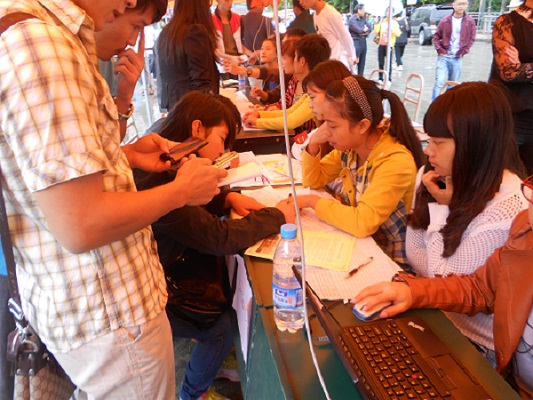 学院迎来2013级新同学